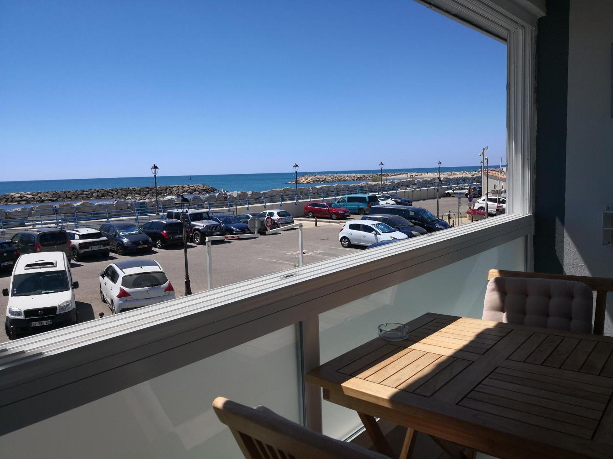 Le Dauphin Bleu Hotel Saintes-Maries-de-la-Mer Quarto foto