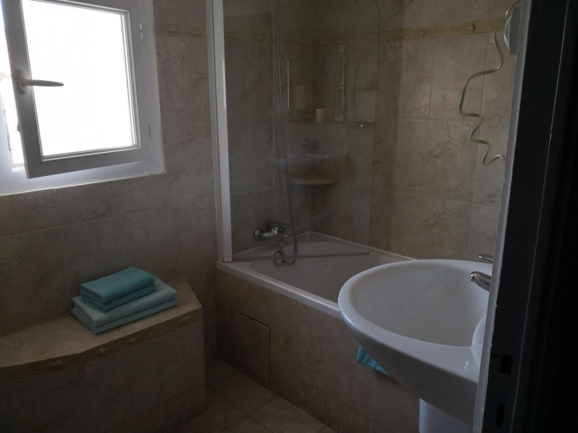 Le Dauphin Bleu Hotel Saintes-Maries-de-la-Mer Quarto foto